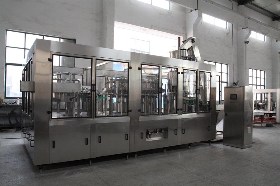 飲料灌裝機(jī)每次開機(jī)前的注意事項(xiàng)有哪些?